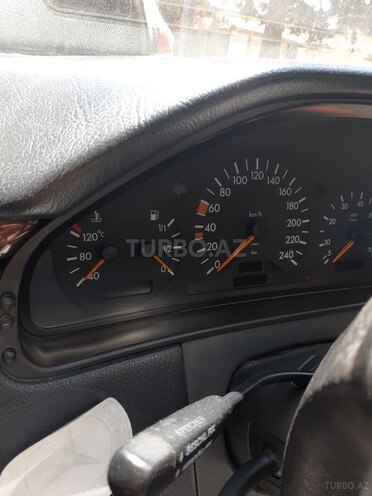 Mercedes E 200 1996, 450,000 km - 2.0 l - Bakı