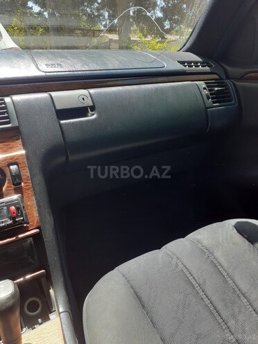 Mercedes E 200 1996, 450,000 km - 2.0 l - Bakı