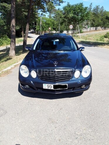 Mercedes E 220 2002, 265,000 km - 2.2 l - Quba