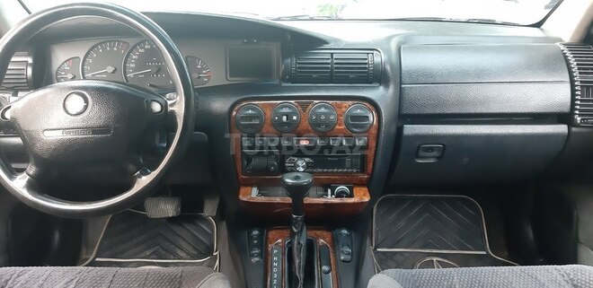 Opel Omega 1996, 175,000 km - 2.5 l - Bakı