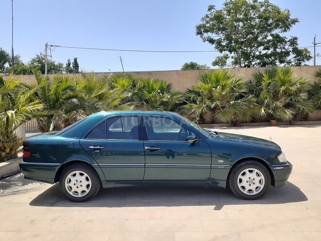 Mercedes C 220 1997, 356,680 km - 2.2 л - Bakı