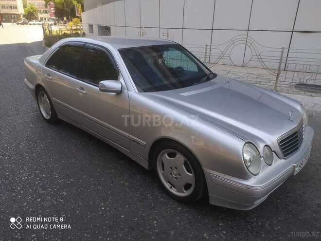 Mercedes E 240 1999, 286,500 km - 2.4 л - Sumqayıt