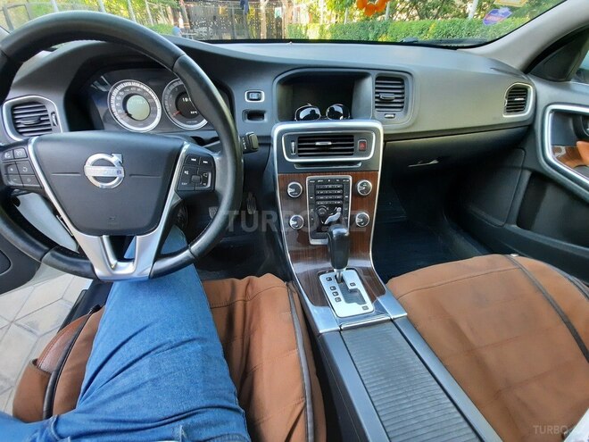 Volvo S60 2012, 156,000 km - 2.5 l - Sabirabad