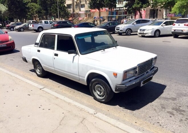 LADA (VAZ) 2107 2008, 49,000 km - 1.6 l - Bakı