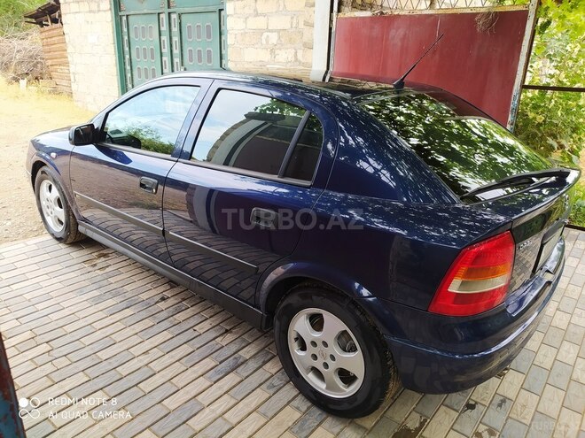 Opel Astra 2000, 196,456 km - 1.8 l - Bərdə