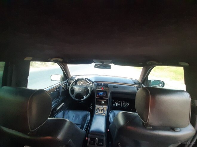 Mercedes E 240 2001, 342,000 km - 2.4 l - Bakı