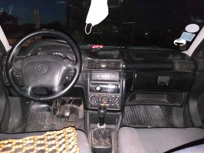 Opel Astra 1997, 450,000 km - 1.6 l - Bakı