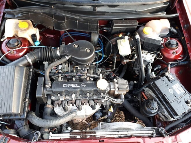 Opel Astra 1997, 450,000 km - 1.6 l - Bakı