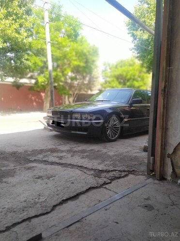 BMW 735 1997, 236,666 km - 3.5 l - Bakı