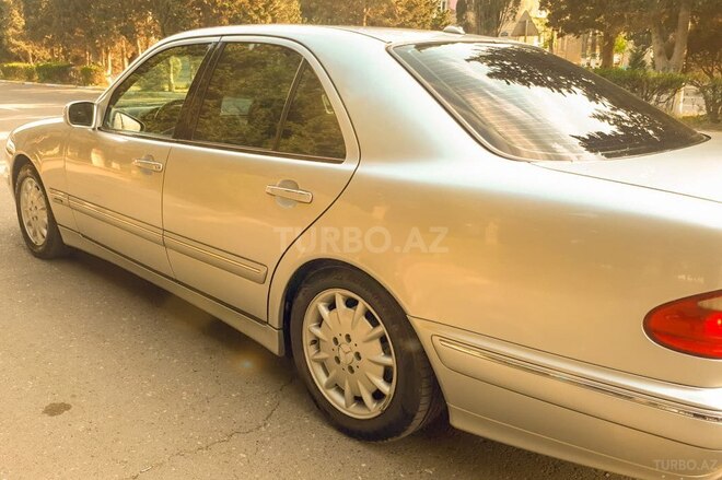 Mercedes E 240 2000, 218,500 km - 2.4 l - Sumqayıt
