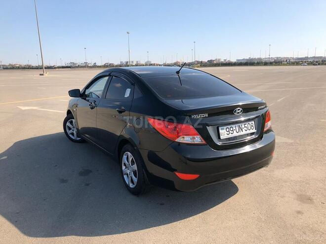 Hyundai Accent 2011, 82,000 km - 1.6 l - Bakı