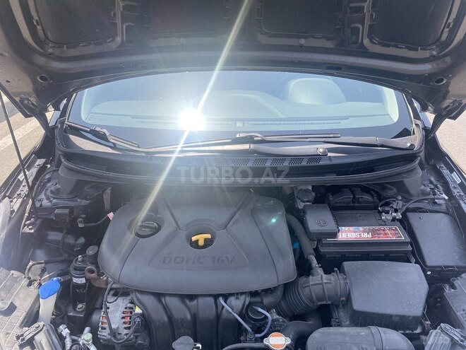 Hyundai Elantra 2011, 106,000 km - 1.8 l - Bakı