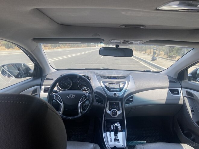 Hyundai Elantra 2011, 106,000 km - 1.8 l - Bakı