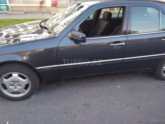 Mercedes C 180 1997, 261,000 km - 1.8 l - Bakı