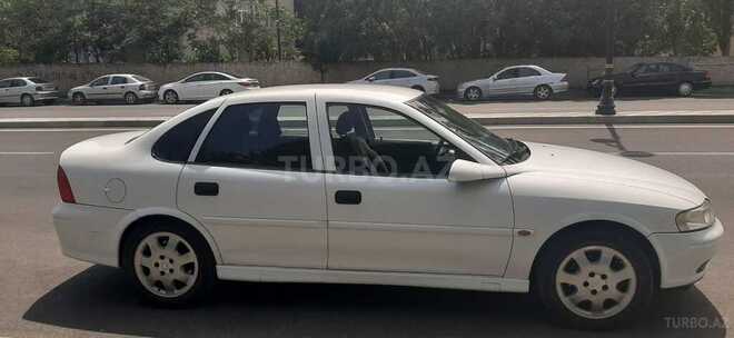 Opel Vectra 1999, 205,000 km - 1.8 l - Bakı