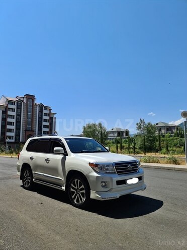 Toyota Land Cruiser 2013, 67,000 km - 4.0 l - Zaqatala