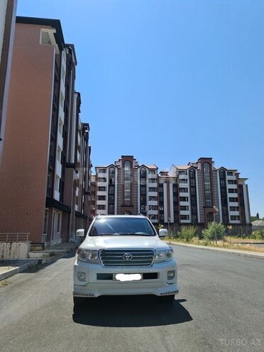Toyota Land Cruiser 2013, 67,000 km - 4.0 l - Zaqatala