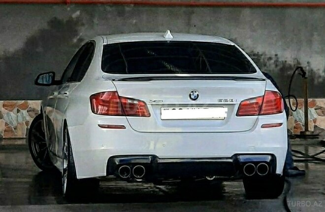 BMW 528 2014, 182,000 km - 2.0 l - Şirvan