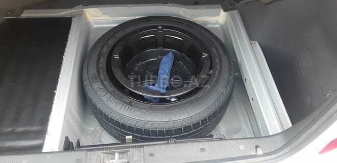 Mercedes E 240 1999, 241,850 km - 2.4 l - Bakı