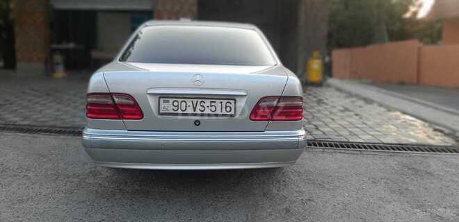 Mercedes E 240 1999, 241,850 km - 2.4 l - Bakı