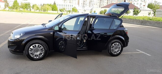 Opel Astra 2009, 155,000 km - 1.4 l - Gəncə