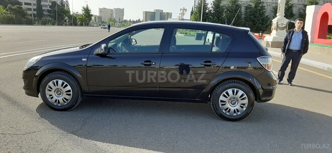 Opel Astra 2009, 155,000 km - 1.4 l - Gəncə