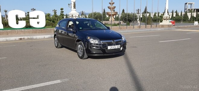 Opel Astra 2009, 155,000 km - 1.4 l - Gəncə