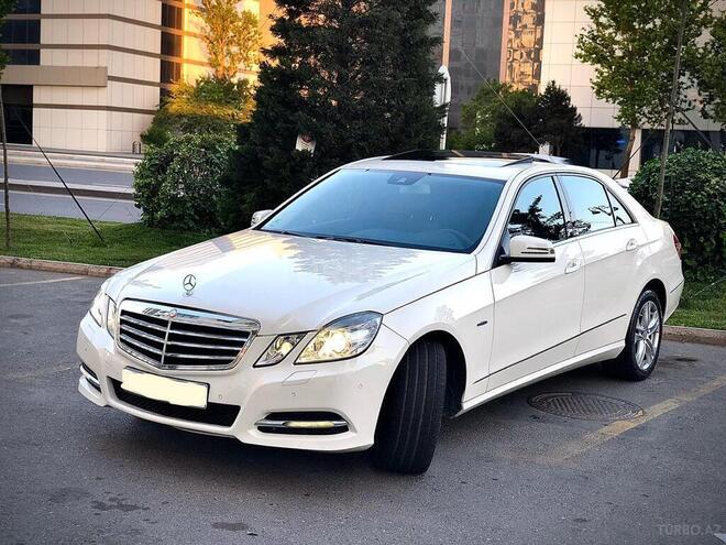 Mercedes E 250 2010, 235,000 km - 2.2 л - Bakı