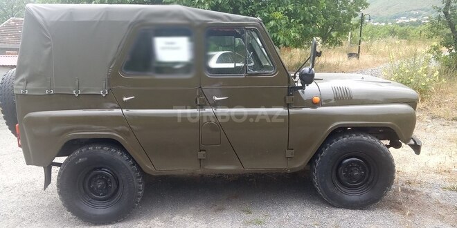 UAZ 469 1992, 134,500 km - 2.5 л - Şəki