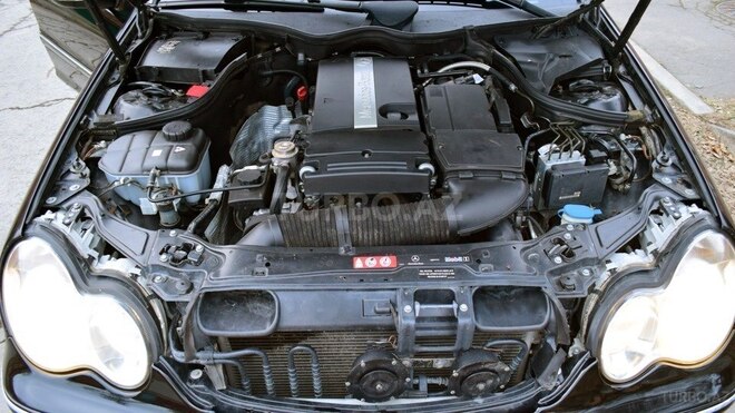 Mercedes C 230 2003, 235,890 km - 1.8 l - Bakı