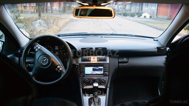 Mercedes C 230 2003, 235,890 km - 1.8 l - Bakı