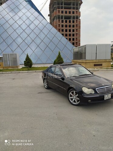 Mercedes C 230 2003, 235,890 km - 1.8 l - Bakı