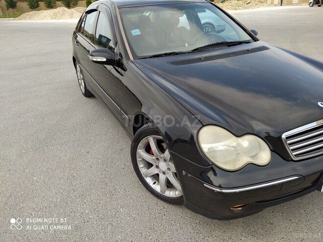 Mercedes C 230 2003, 235,890 km - 1.8 l - Bakı
