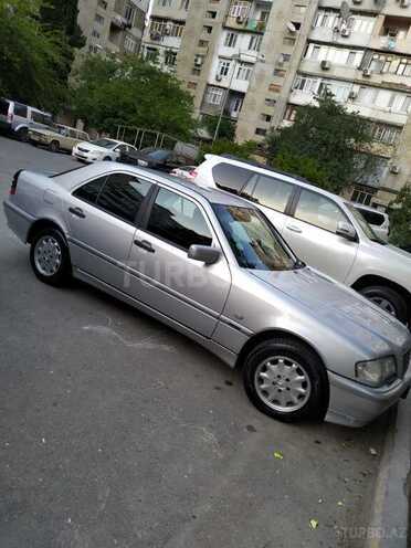 Mercedes C 220 1998, 250,000 km - 2.2 l - Bakı