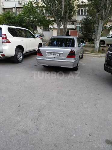 Mercedes C 220 1998, 250,000 km - 2.2 l - Bakı