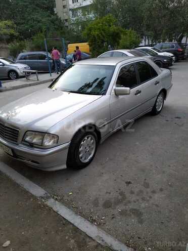 Mercedes C 220 1998, 250,000 km - 2.2 l - Bakı