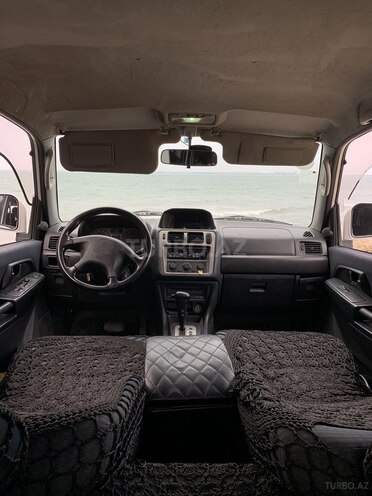 Mitsubishi Pajero io 2000, 250,000 km - 1.8 л - Bakı