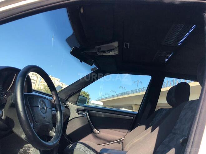 Mercedes C 200 1998, 173,000 km - 2.0 l - Bakı