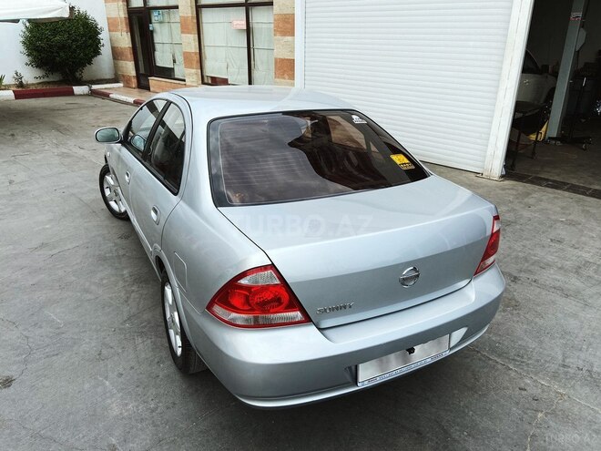Nissan Sunny 2011, 124,000 km - 1.6 l - Bakı