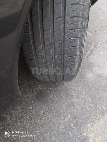 Mercedes E 200 1999, 265,000 km - 2.0 l - Bakı