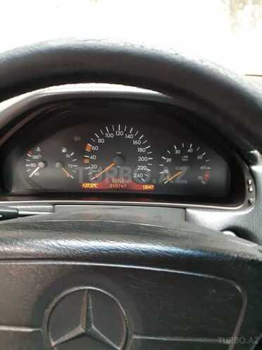 Mercedes E 280 1997, 315,000 km - 2.8 l - Bakı