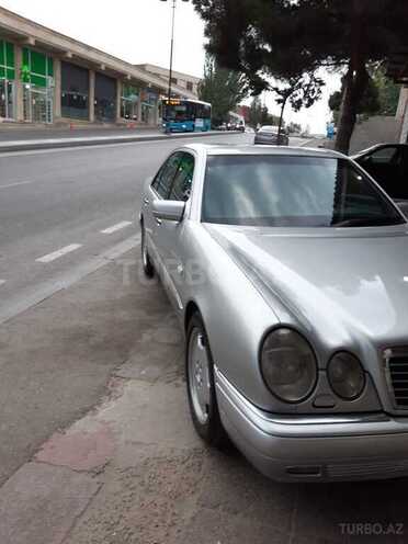 Mercedes E 280 1997, 315,000 km - 2.8 l - Bakı