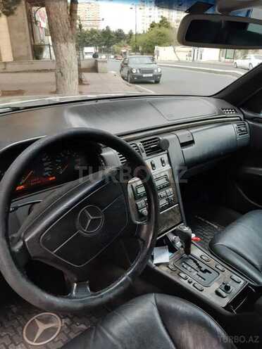 Mercedes E 280 1997, 315,000 km - 2.8 l - Bakı