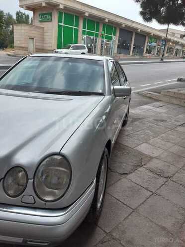 Mercedes E 280 1997, 315,000 km - 2.8 l - Bakı
