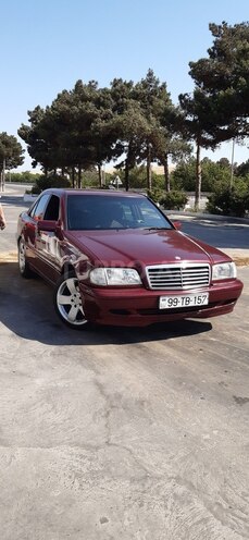 Mercedes C 220 1999, 320,000 km - 2.2 l - Bakı