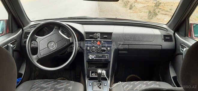 Mercedes C 220 1999, 320,000 km - 2.2 l - Bakı