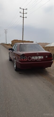 Mercedes C 220 1999, 320,000 km - 2.2 l - Bakı