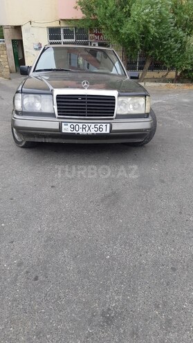 Mercedes E 250 1992, 198,575 km - 2.5 l - Bakı
