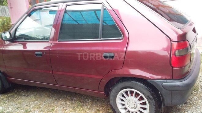 Skoda  1996, 150,000 km - 1.3 л - Bərdə