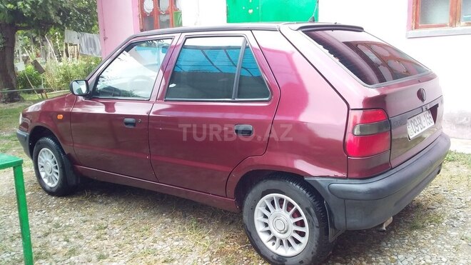 Skoda  1996, 150,000 km - 1.3 л - Bərdə